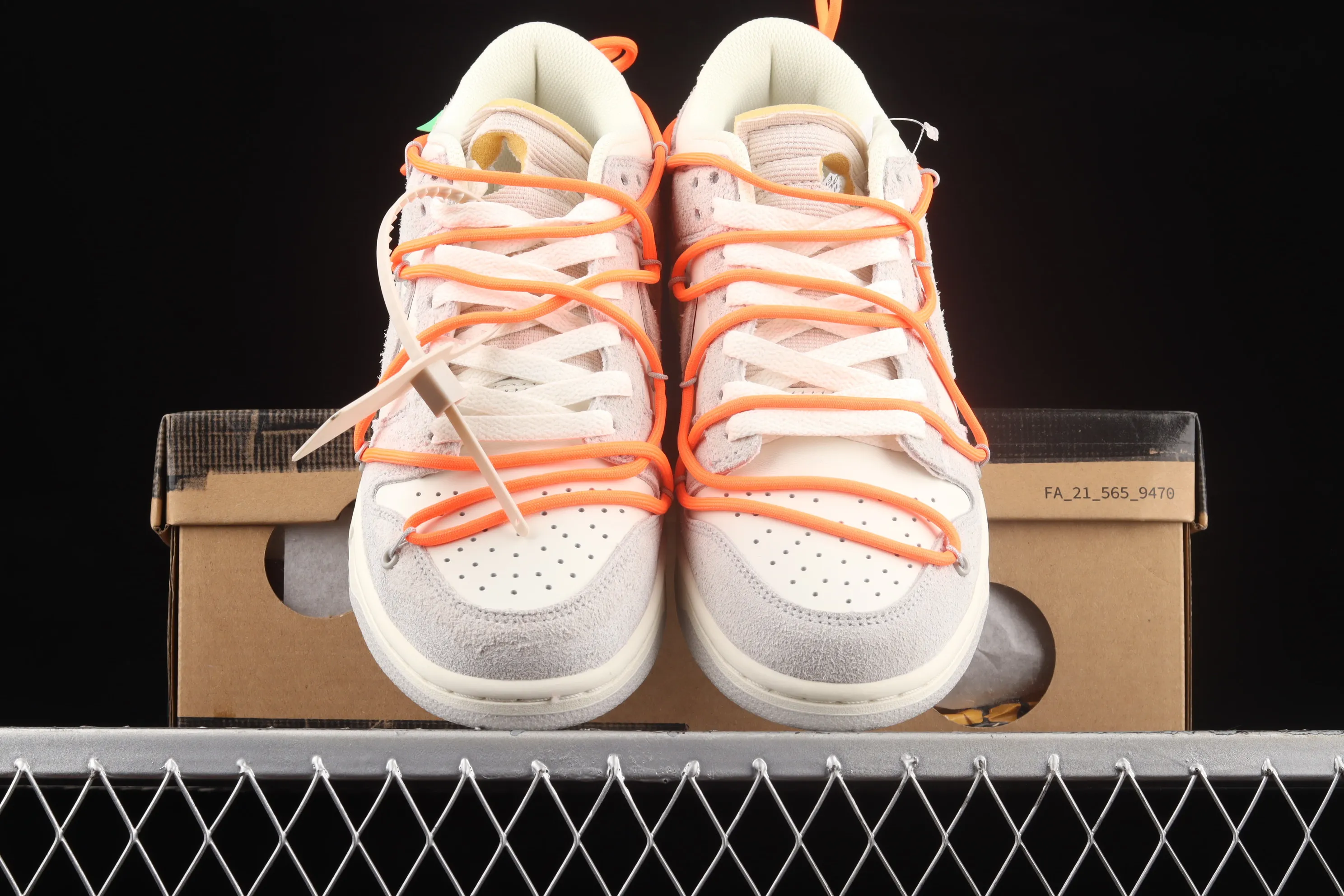 All categories Nk SB Dunk series Nk SB Dunk Low low-top sneakers pure original version OF x Nk Dunk Low OW SB smashed backboard fashion casual sneakers DJ0950-108